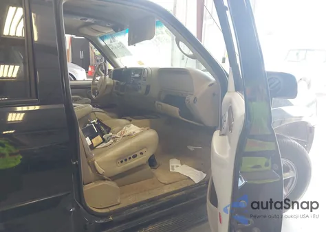 1999 Cadillac Escalade Standard из США, поврежденный, VIN 1GYEK13R0XR402682